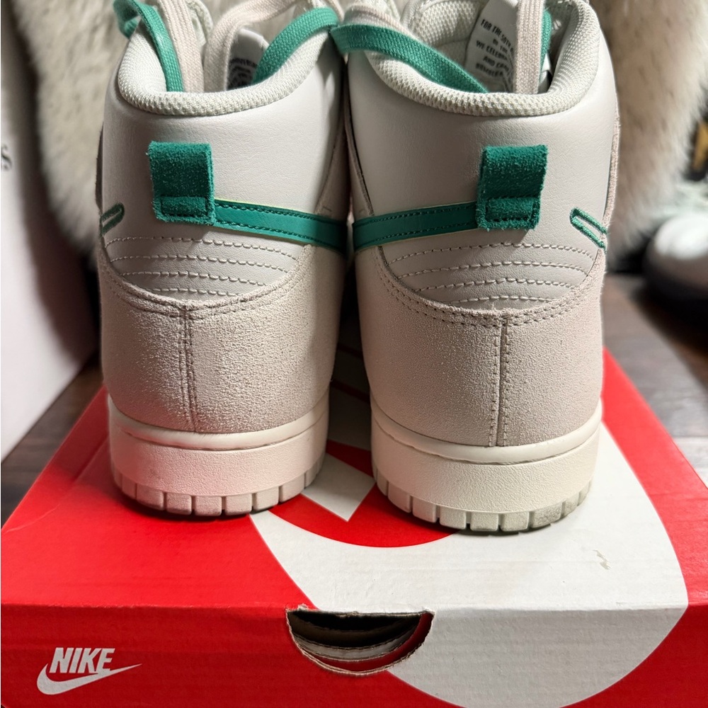 Nike Dunk High Se 'First Use Pack - Green Noise' View 5